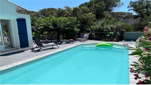 villa à la location saisonniere -   83120  SAINTE MAXIME, surface 140 m2 location saisonniere villa - UBI470841152